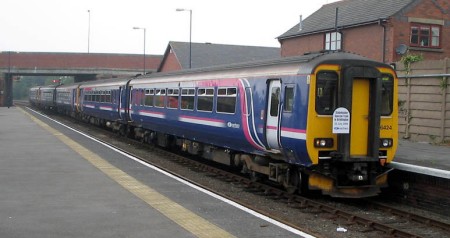 156424 + 156423 + 156452 at Bridlington 23.July.2006